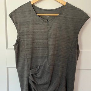 Athleta Fitted Shirt
